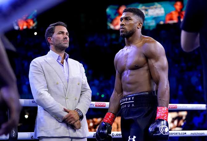 Eddie Hearn: 50-50 Chance Anthony Joshua Returns to Boxing Before 2024 Ends