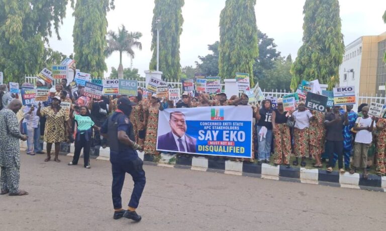 Ekiti APC Primary: Protest Erupts at National Secretariat Over Kayode Ojo's Disqualification