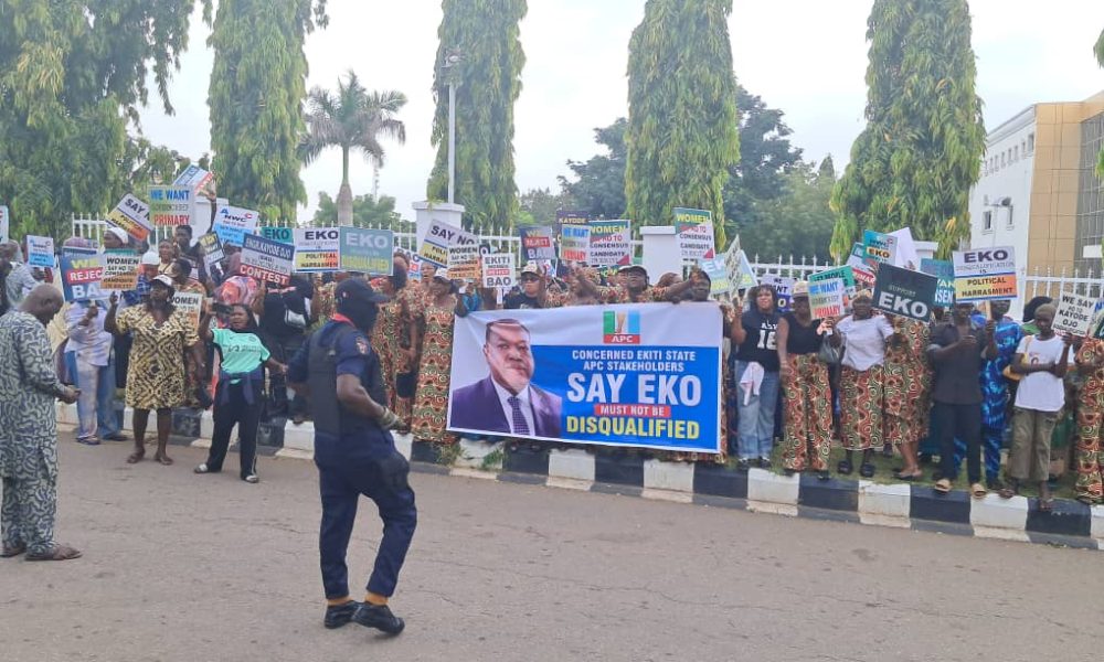 Ekiti APC Primary: Protest Erupts at National Secretariat Over Kayode Ojo's Disqualification