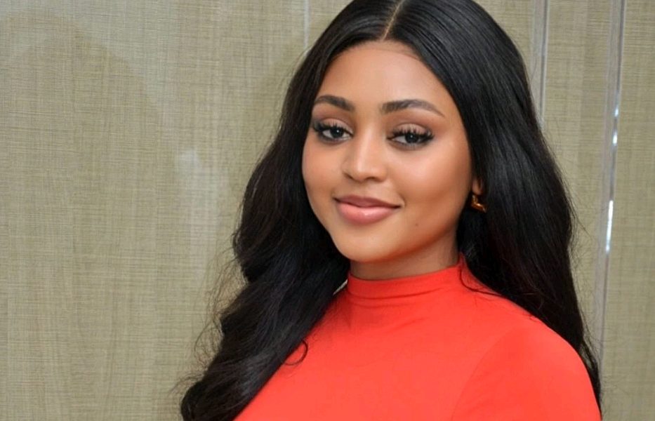 Regina Daniels ‘Ambushed’ On Her Way To Birthday Party
