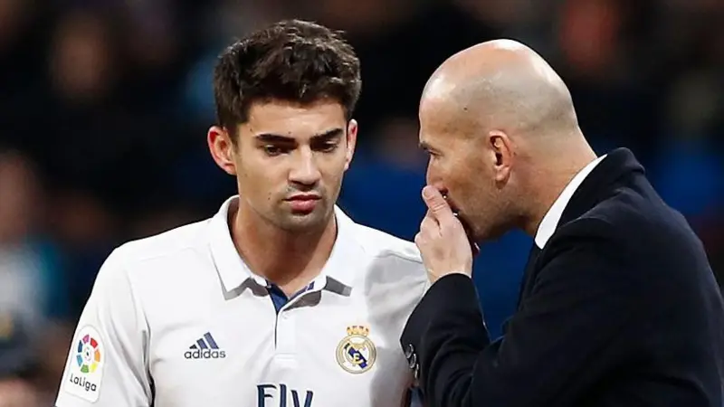 Football Dynasties: Top Managers Who Gave Their Sons Their Professional Debuts