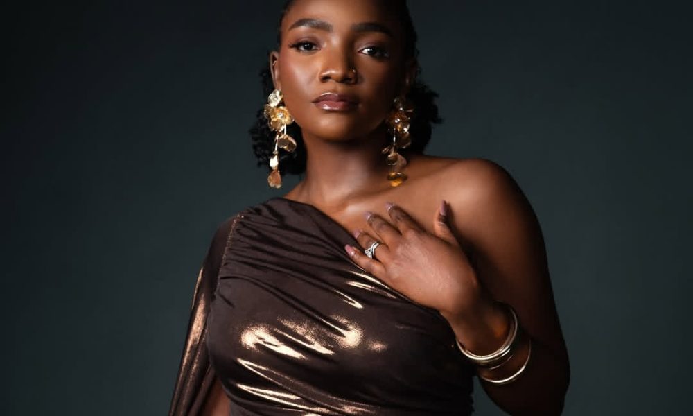 Simi: Nigerians Wouldn't Japa If Nigeria Offered Better Opportunities