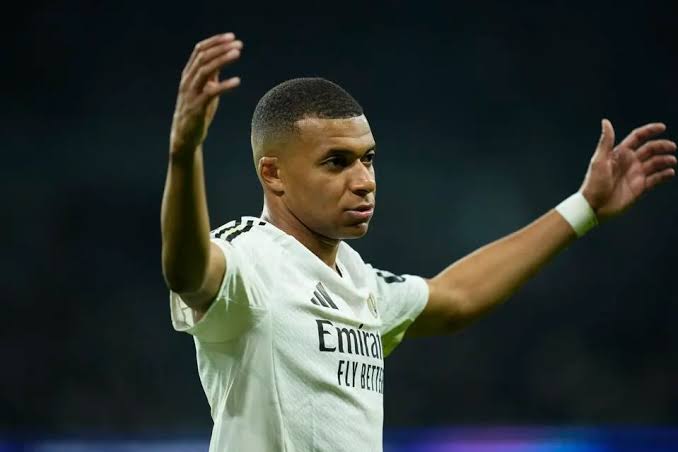 Kylian Mbappé Sues PSG for €240M, Club Demands €180M in Counter-Suit