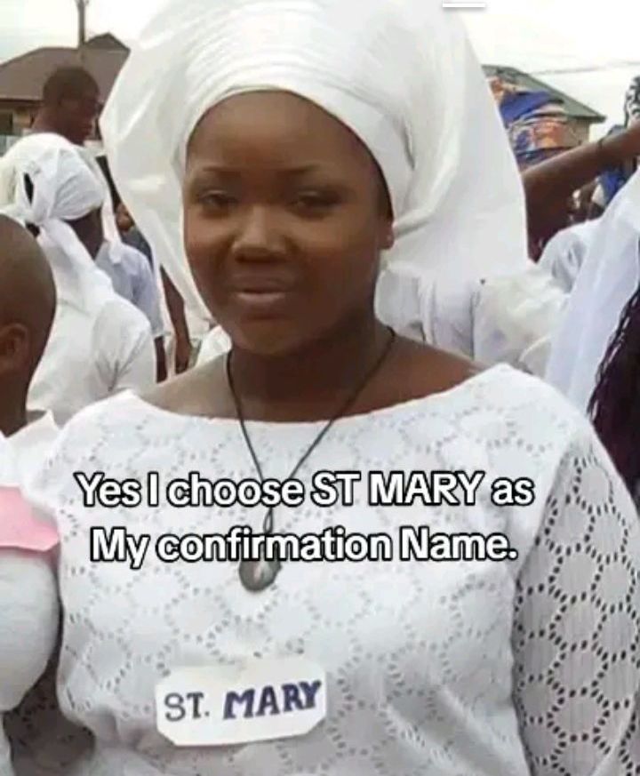 Portrait of Maryam Kenechi, a Nigerian woman who converted to Islam, in traditional attire