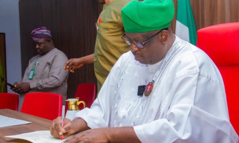 Plateau Governor Mutfwang Remains PDP, Aide Clarifies Amidst APC Defection Talks