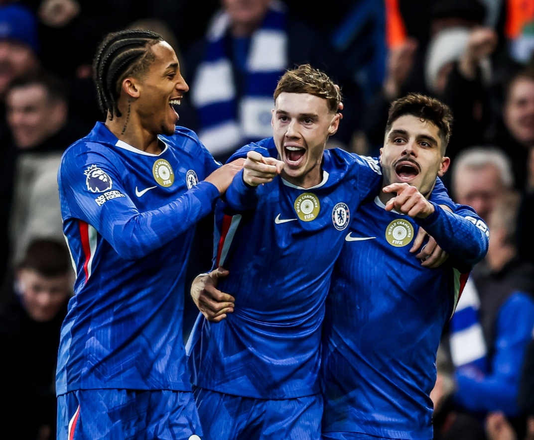Premier League: Chelsea Dominates Everton, Liverpool Triumphs with Salah's Return Against Brighton