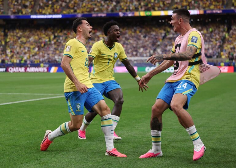 Brazil Stages Late Comeback to Defeat Japan and Advance to World Cup Last 16