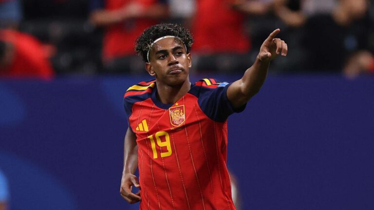 Lamine Yamal Matches Jay-Jay Okocha's World Cup Dribbling Record at 2026 FIFA World Cup
