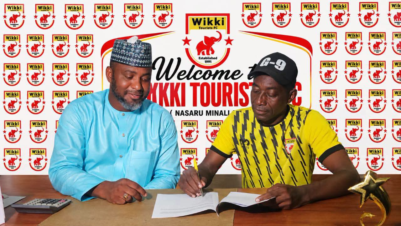 NPFL 2026/27: Wikki Tourists Appoint Bala Abubakar, Shooting Stars Sign Olakunle Akala