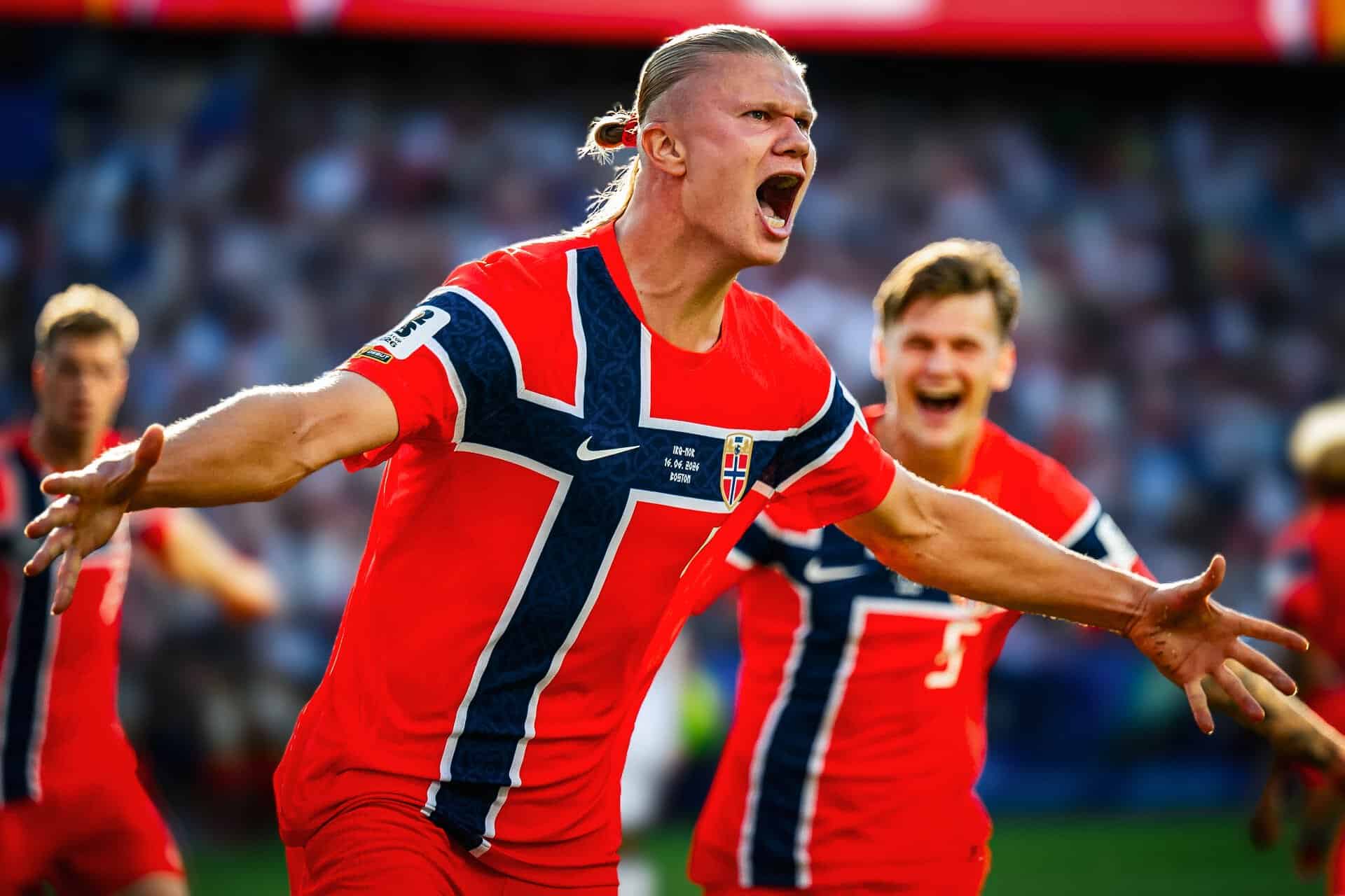 Haaland's Double Sends Norway Past Brazil, England Edges Mexico for Quarter‑Final Clash