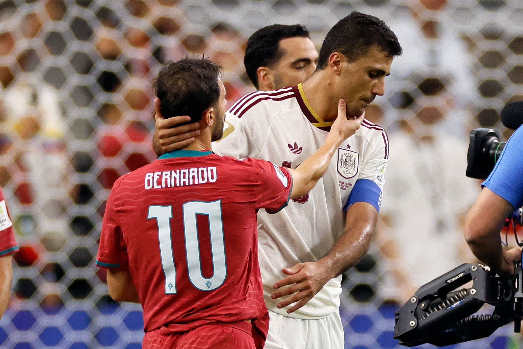Rodri Apologises to Bernardo Silva After Heated Exchange in Spain-Portugal World Cup Clash
