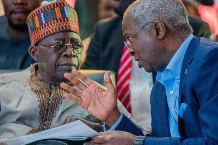 How Fashola Sought Obas’ Help After Tinubu Withdrew Support – Ex‑Aide Reveals