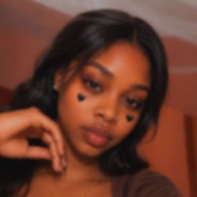Twitter user @juxcallmegolden