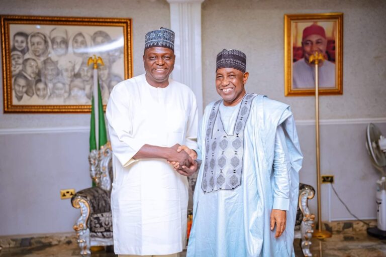 APC Chairman Nentawe Yilwatda Visits NDC Chieftain Senator Kabiru Gaya in Kano