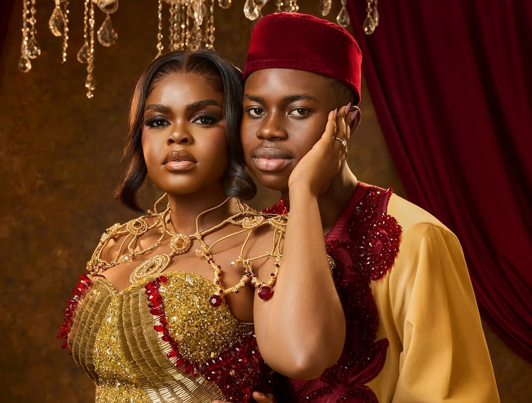 Peller Warns Guests After Phone Theft at Traditional Wedding