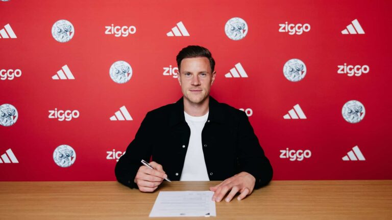 Ajax Secure Season-Long Loan Deal for Barcelona Goalkeeper Marc-Andre ter Stegen