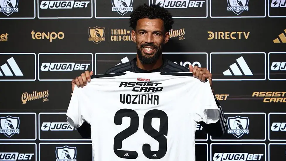 Colo Colo Secures Special Permission for Vozinha to Wear His Nickname