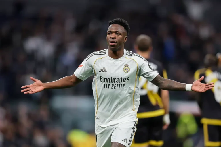 Real Madrid Secures New Contract for Vinicius Junior as Arsenal Withdraws Interest